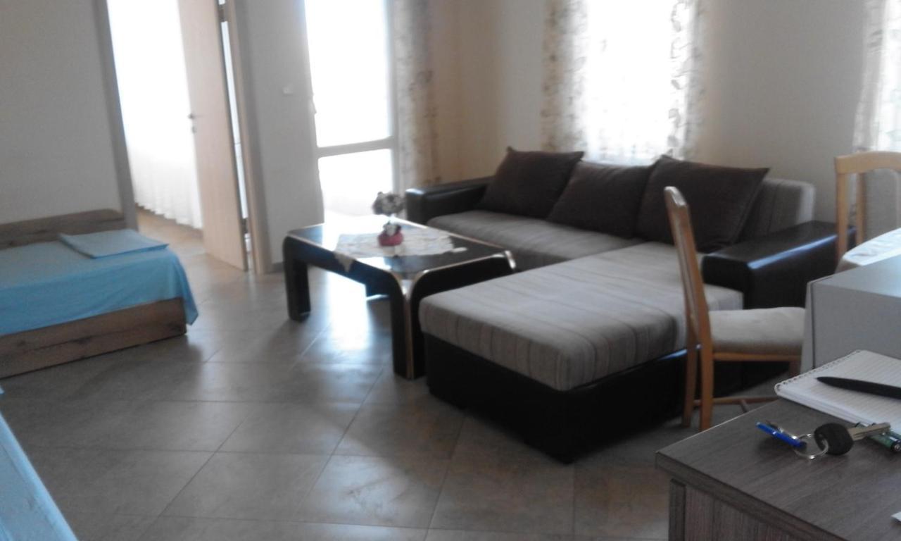 Apartments Sea Sounds Pomorie Exteriör bild